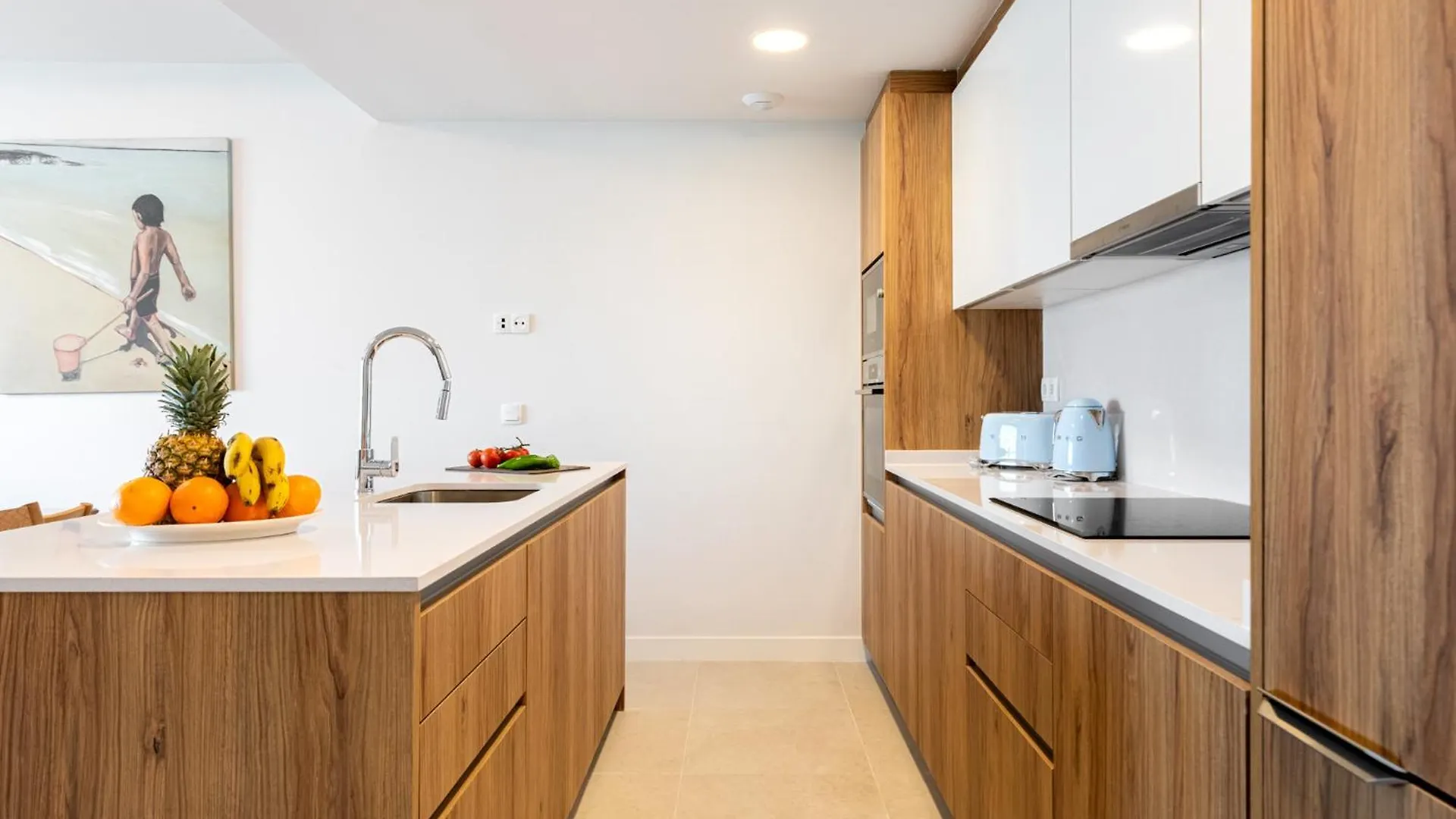 2 Bedroom Estepona With Pool Apartment